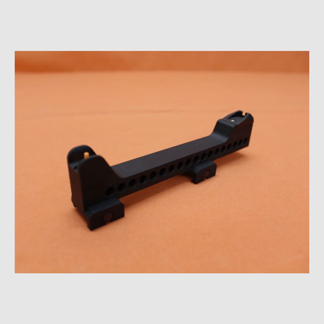 JP Enterprises JP Korte Bereik Tactische Kijker Handguard Bevestiging Hulpschietinrichting (Kimme/Korn) voor Picatinnyprofiel