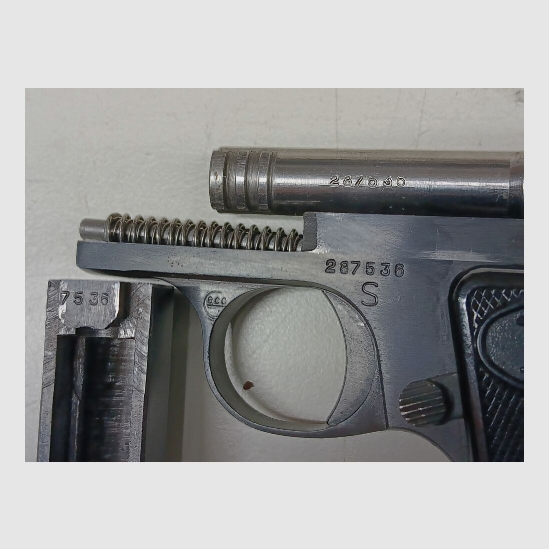 FN - Fabrique Nationale D`Armes De Guerre - Herstal - Belgique Mod. Baby