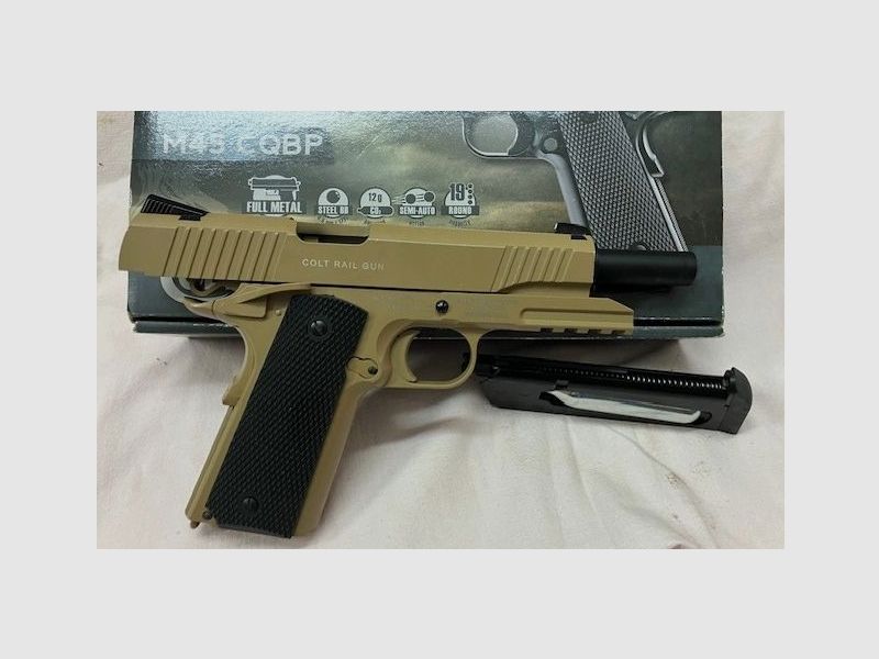 Pistolet Colt M45 CQBP Co2 w oryginalnym opakowaniu i akcesoriach, jest to rzadki kolor TAN beżowy, w bardzo dobrym stanie funkcjonalnym.