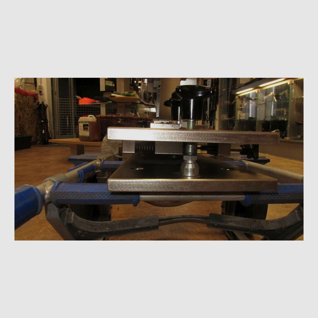 Briol Edelstahl Einschießbock f. Munitionstests, Streukreisermittlung, KK-W