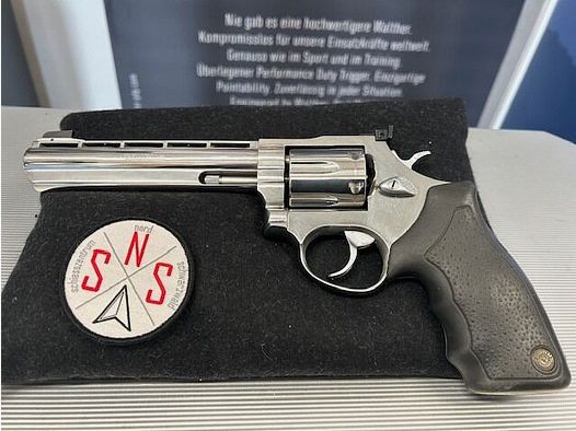 Taurus Taurus 689