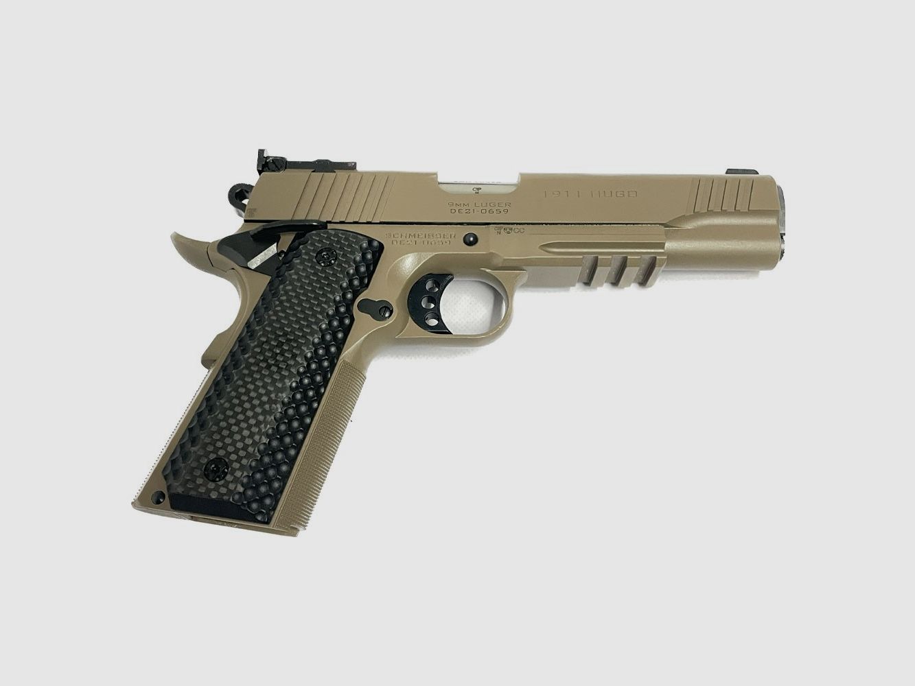 Pistole Schmeisser Kal. 9mm 1911 5" Tierra