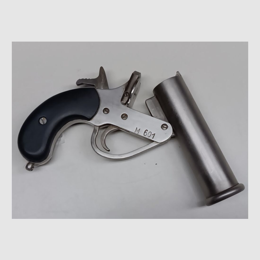 Pistolet de signalisation marine M 601