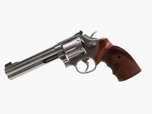 Smith & Wesson 686 Target Cham 357Mag
