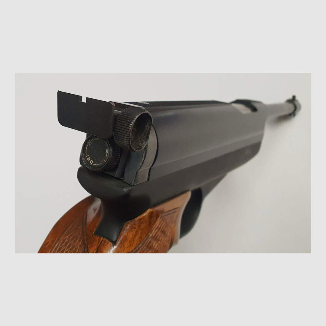 Feinwerkbau Feinwerkbau Mod. 65 4,5/.177 FWB 65 Mk. I , vierstellige Seriennummer, Federdruck / Seitenspanner