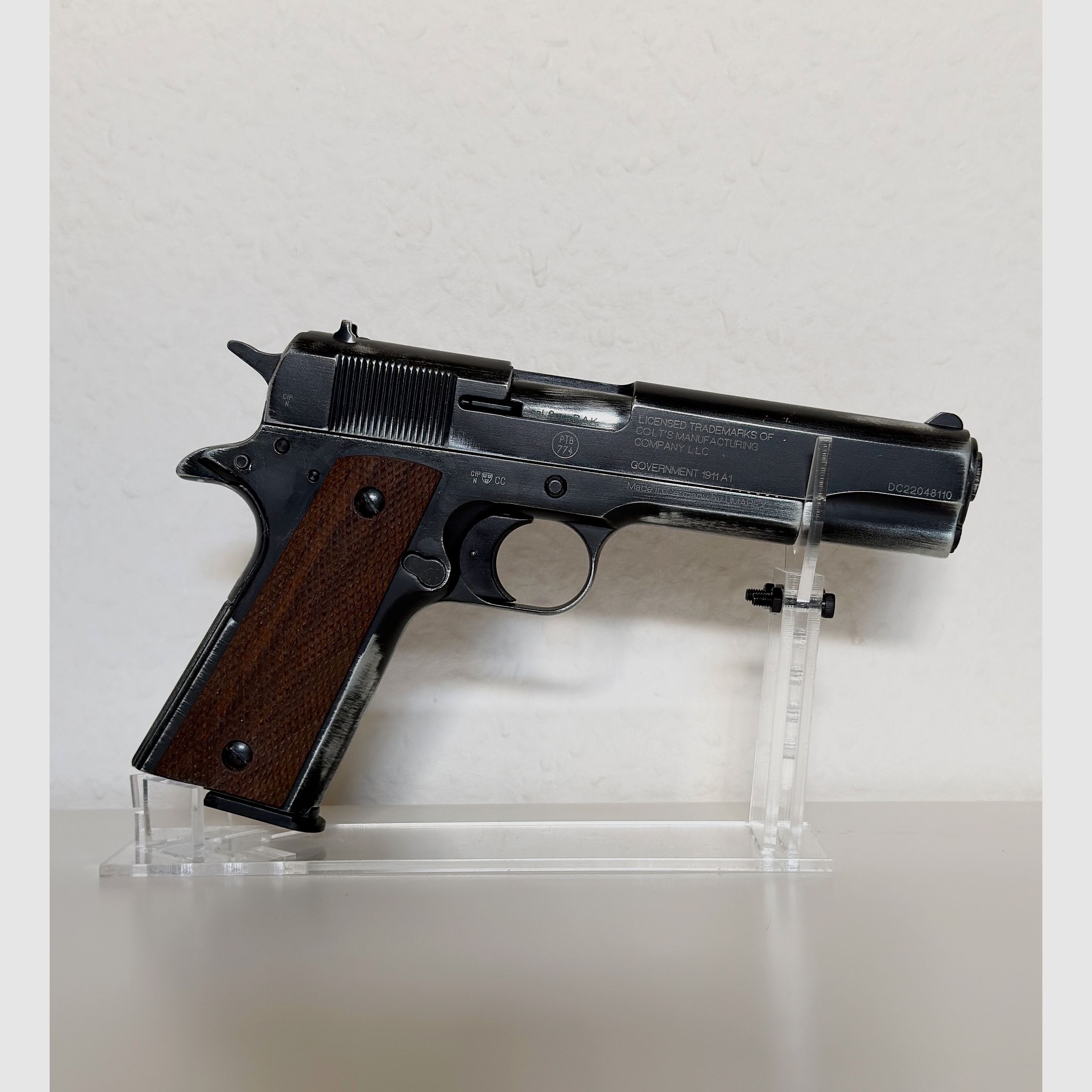 Colt Government 1911 A1 pistola a salve 9 mm P.A.K finitura antica con impugnature in legno NUOVA