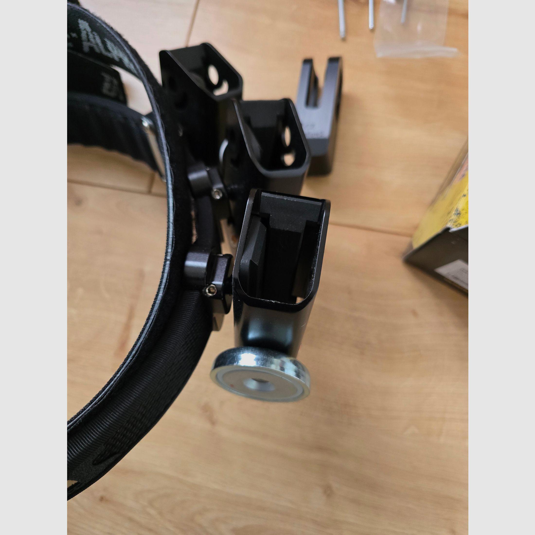 Double Alpha-X avec ceinture, chargeurs et adaptateur