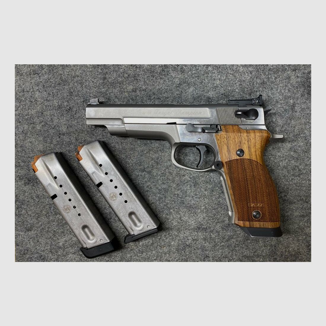 Smith & Wesson Target Champion, loop nr. 585 Performance 9mmLuger