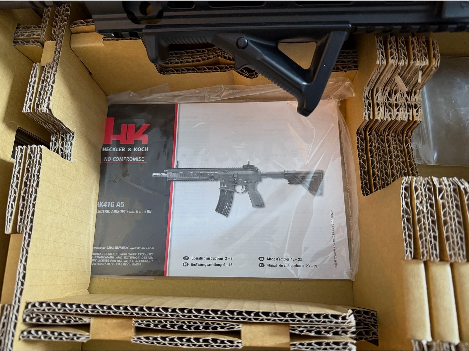 Umarex Heckler & Koch HK416 A5 S-AEG 6mm GBB inkl. Red Dot Sight 558 + G43
