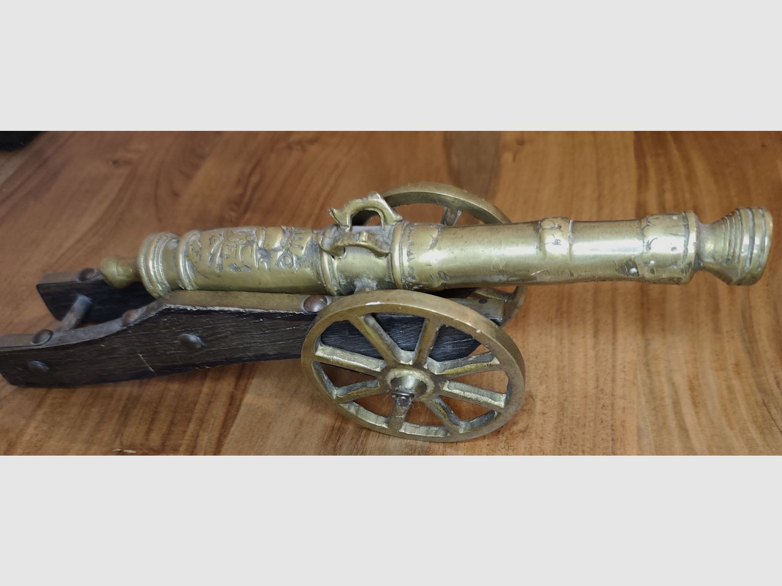 Modello di cannone in miniatura pesante 35 cm