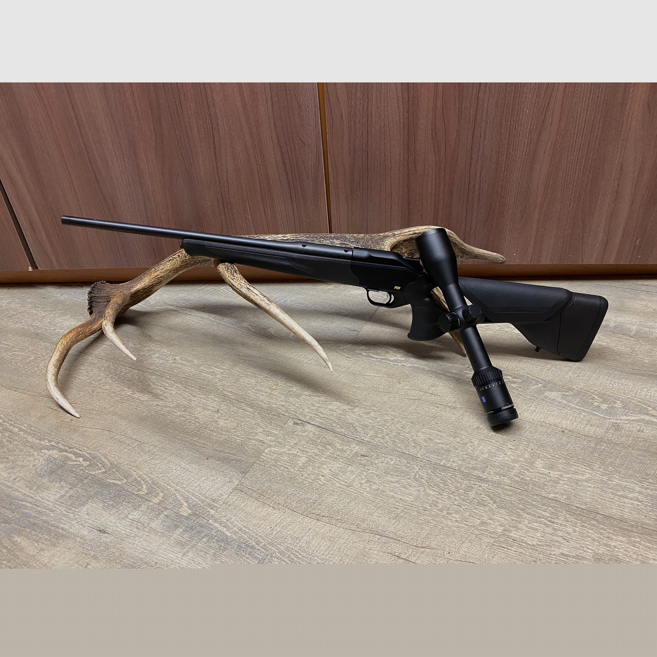 Blaser R8 Ultimate, LL 52cm, con Zeiss Conquest V6 2-12x50 M