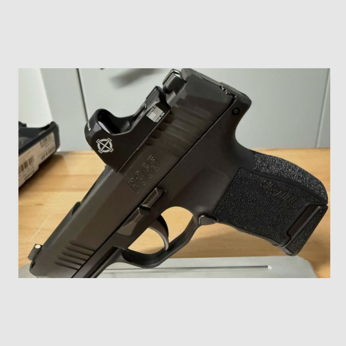 SIG Sauer P365 9mmLuger