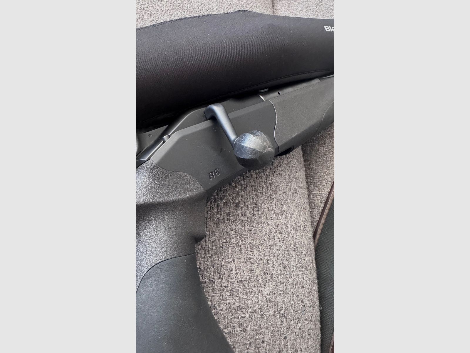 - Chasser - Boule de prise de chambre M6 par exemple Blaser r8