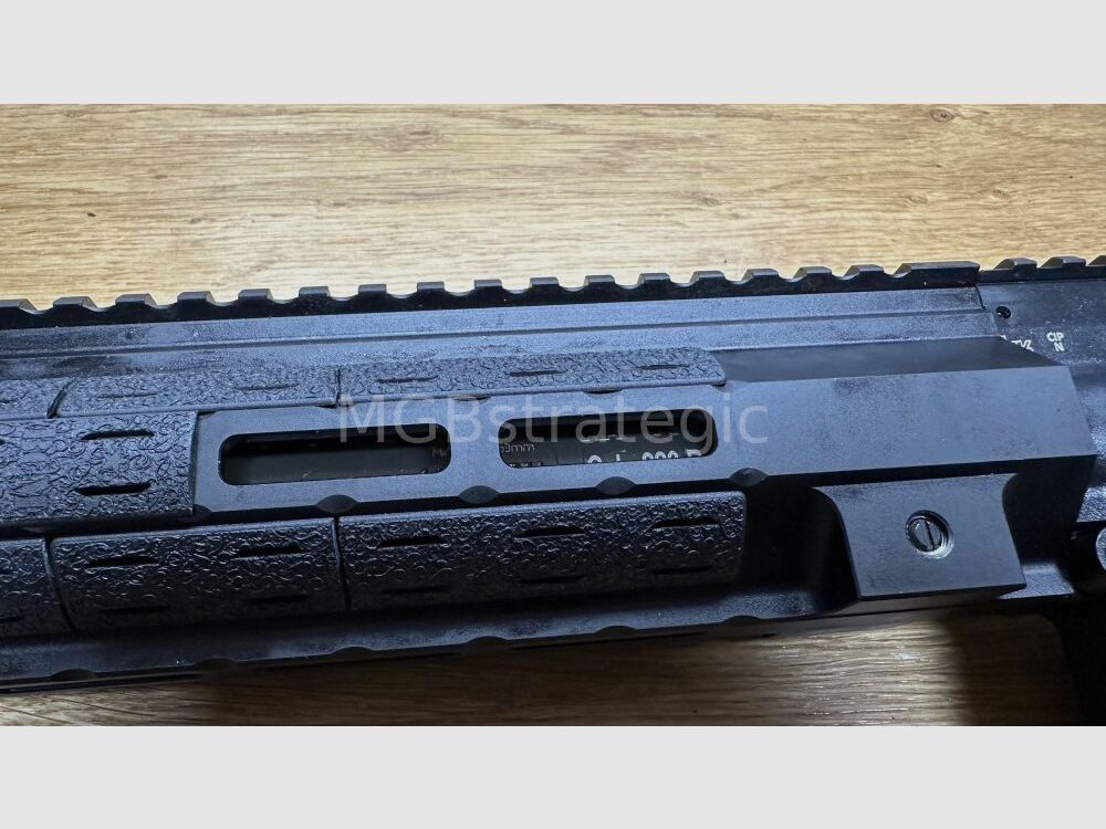 sportlich zugelassen! H&K MR223 A3 11" Lauf halbautom. Büchse .223Rem - Heckler & Koch - viel Zubehör in BKA Beurteilung zugelassen! zivile Version H&K 416 G95