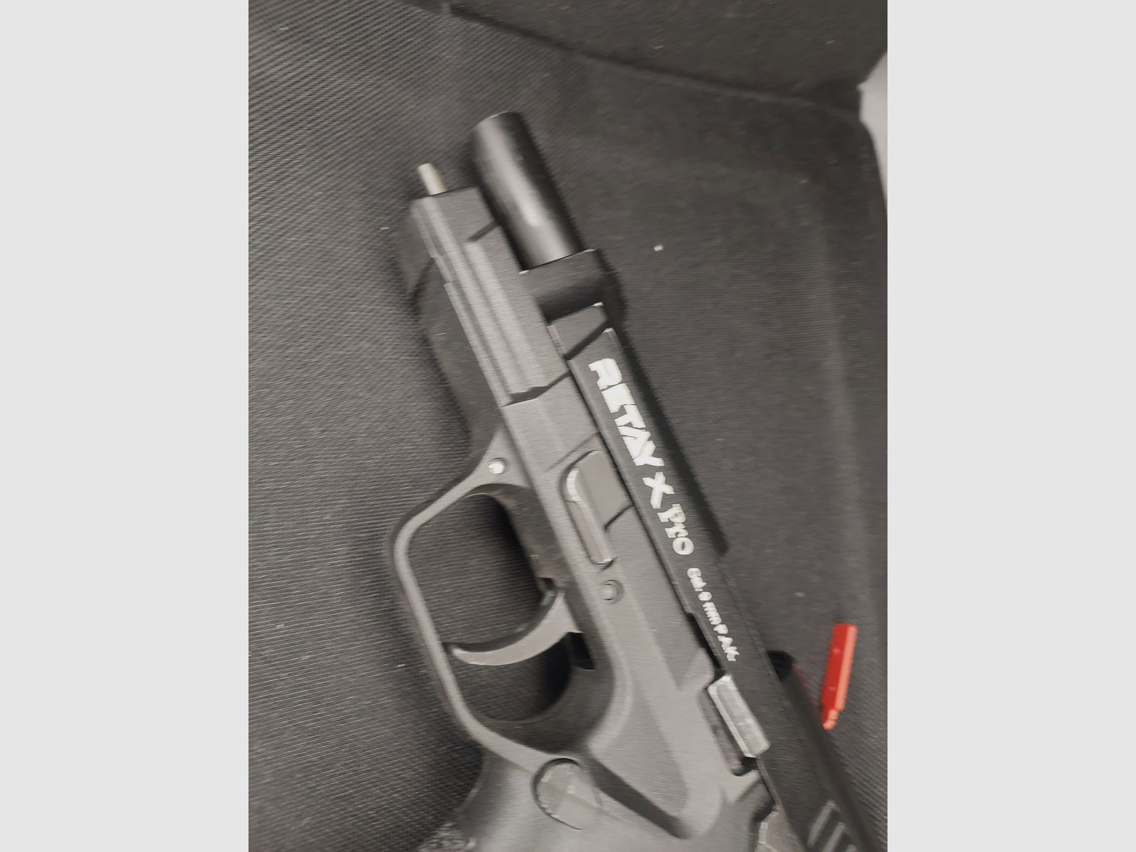 Retay X Pro Schreckschuss Pistole 9mm P.A.K. brüniert (PTB 1041) 