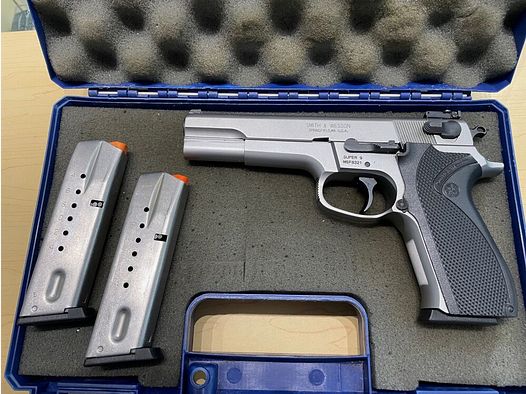 Smith & Wesson Super 9