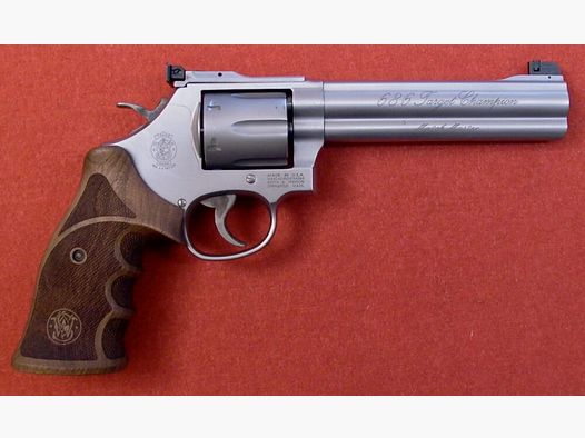 Smith & Wesson	 686 Target Champion Match Master