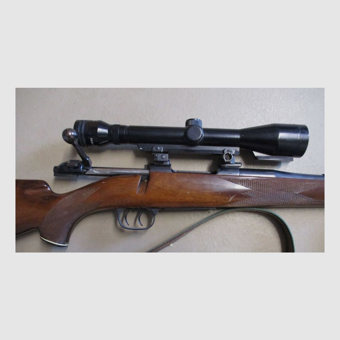 Repeater rifle Mauser 4000 with scope Tasco 6x40 4000