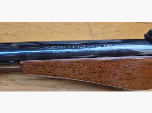 Très beau canon pour Pistolet Thompson Center – Modèle Contender – Canon 10 pouces – Calibre 30-30 ou .30WCF – Arme de Rochester – Très beau fût – Superbe canon rond à splendides rayures – Bronzage 100% – Belle pièce d&rsquo;entrainement et de précision – TBE++/TBE+++