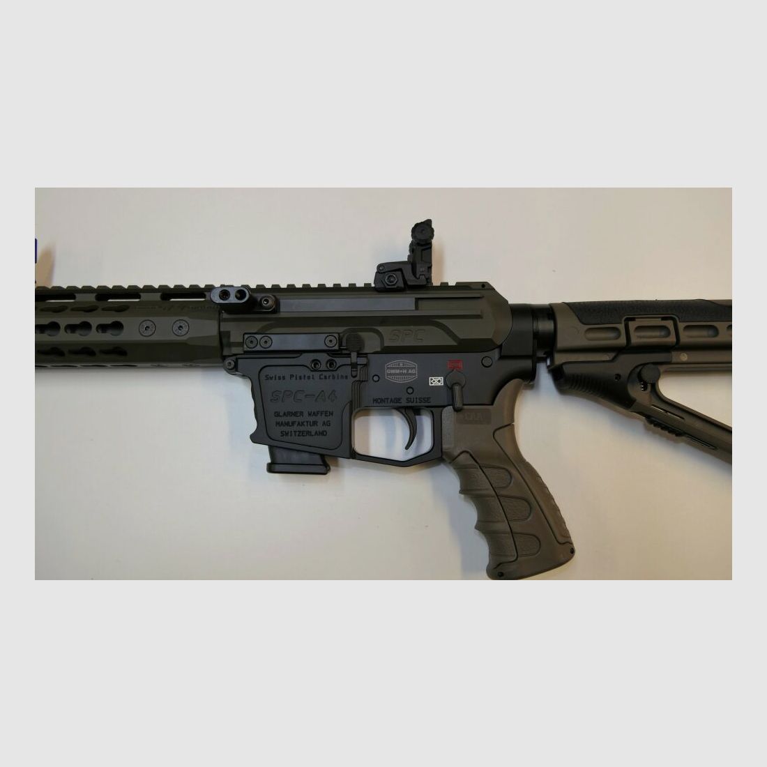 GWMH Selbstladebüchse GWMH SPC-HUNTER A4 10" (SWISS PISTOL CARBINE) OD-GREEN Kal.9x19 AR15 Glock Magazin