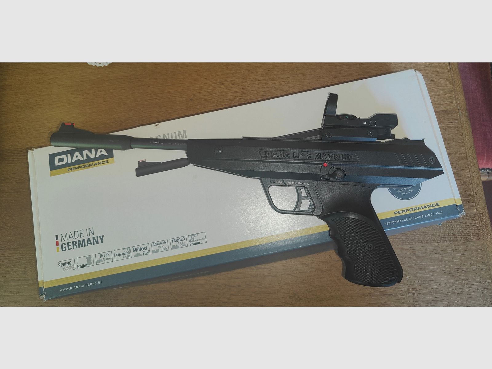 Diana LP 8, pistolet à air avec viseur reflex