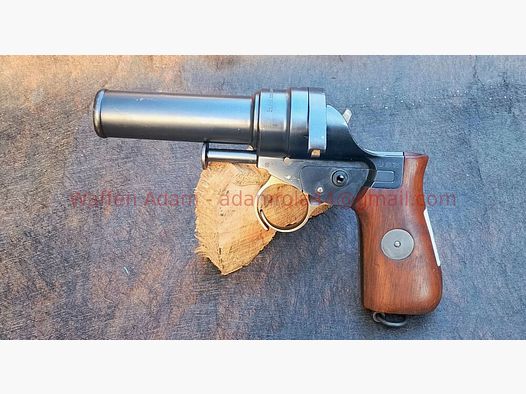 TSJECHISCHE WAPENS CO. IN PRAAG Model VZ.30 Signaalpistool