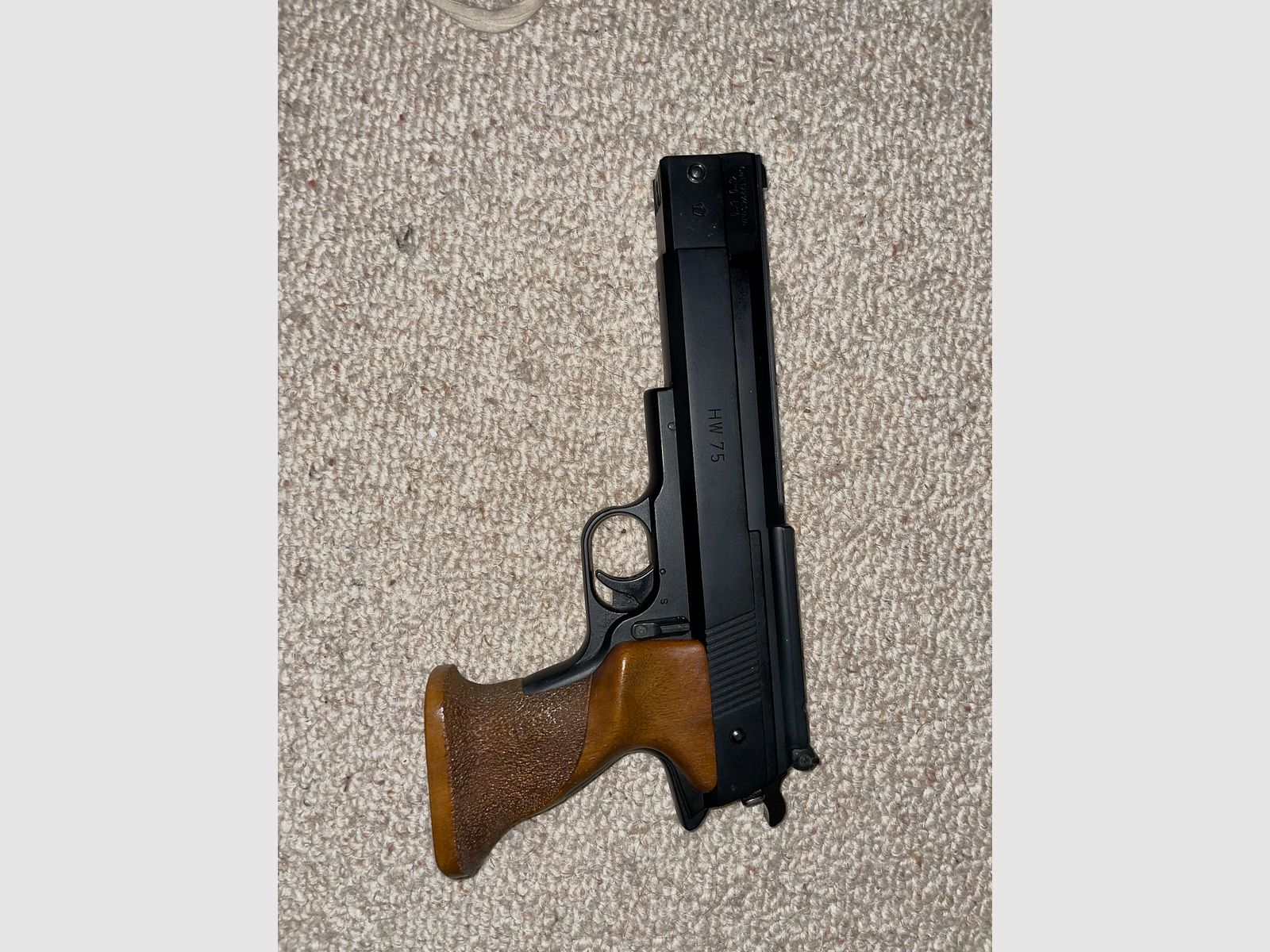 Weihrauch HW 75