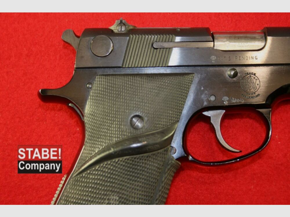 Smith & Wesson 39-2