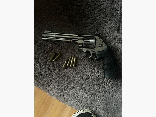 Smith & Wesson 629 Classic Airsoft – large version, used