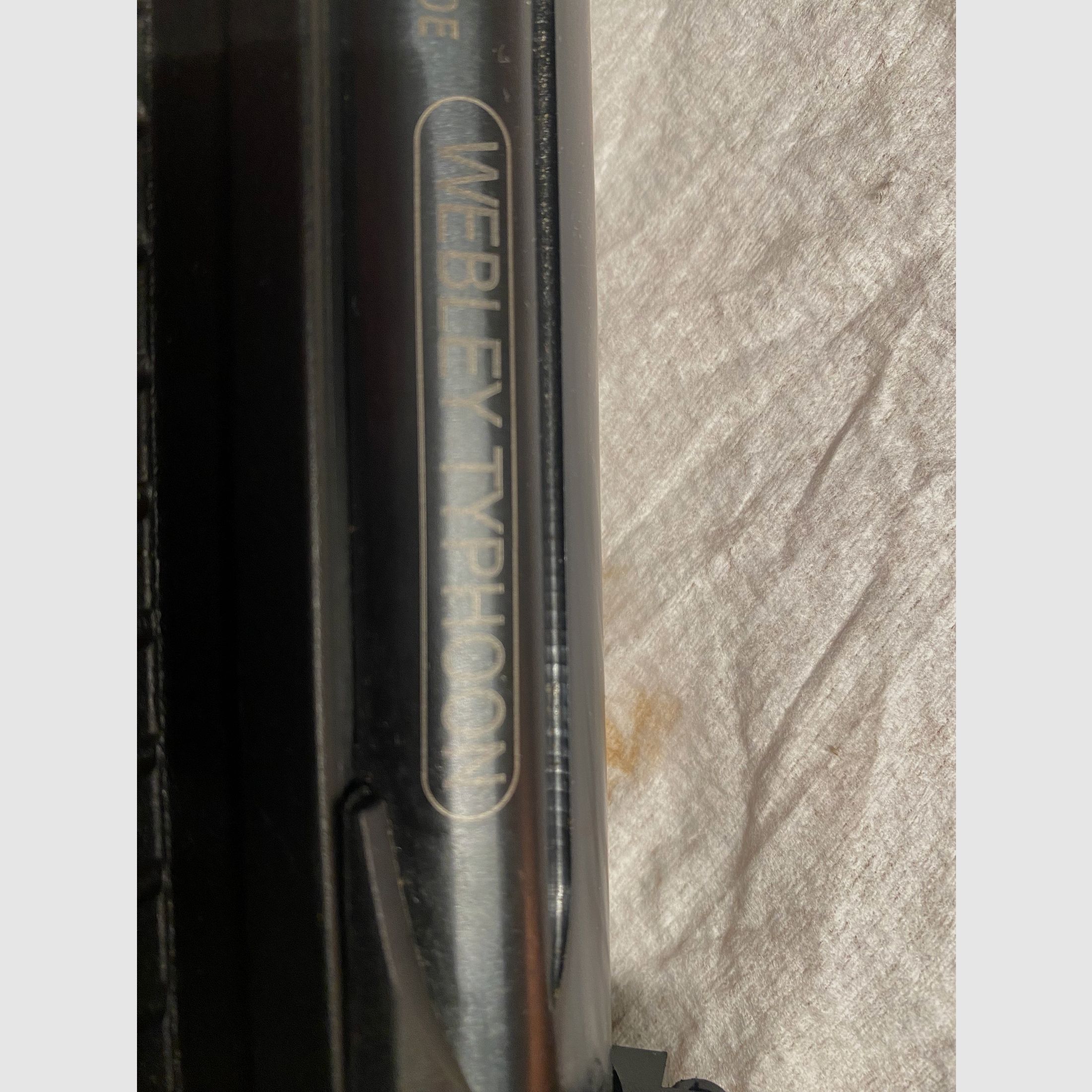 Pistola ad aria Webley Typhoon