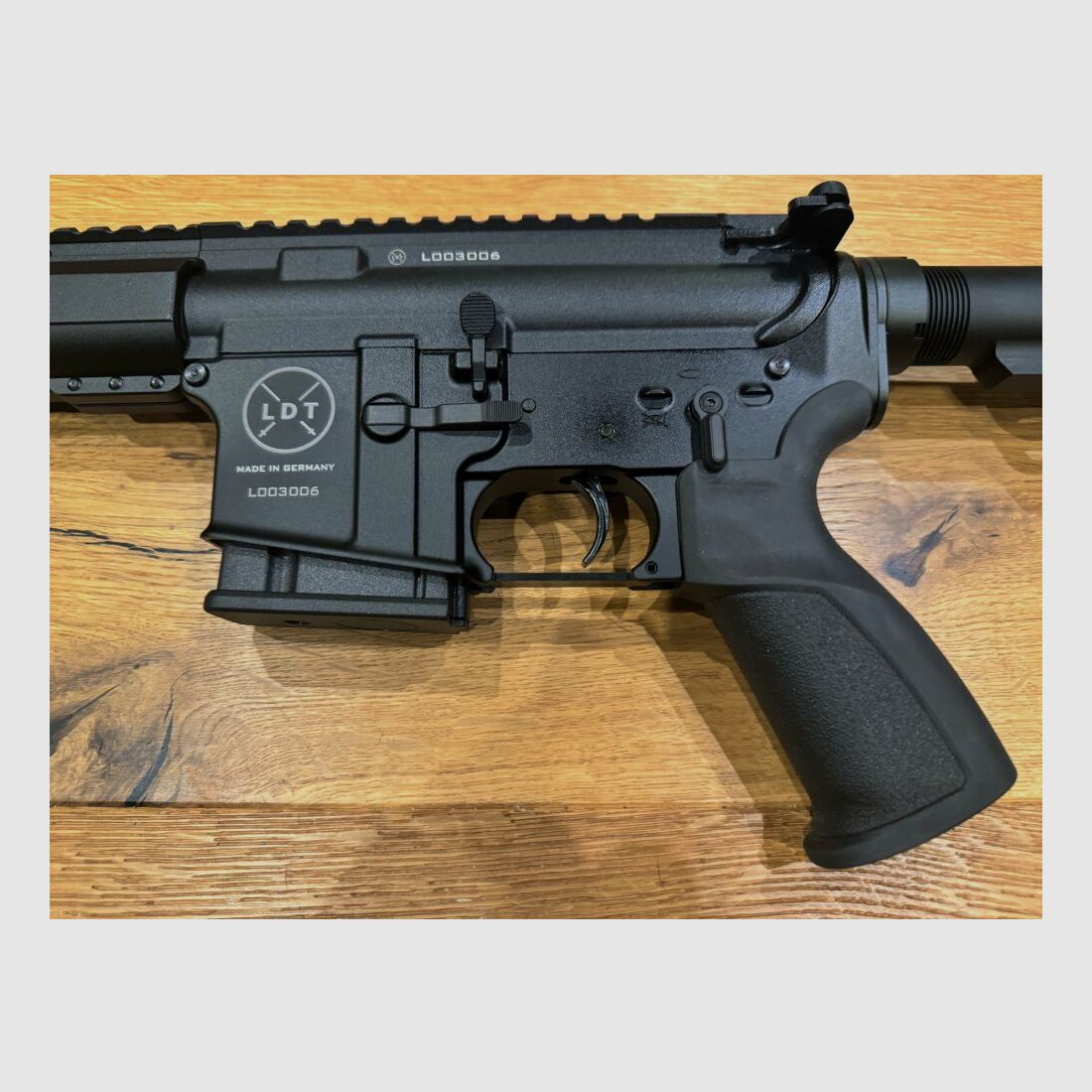 LDT LuxDefTec LDT15 16,75''