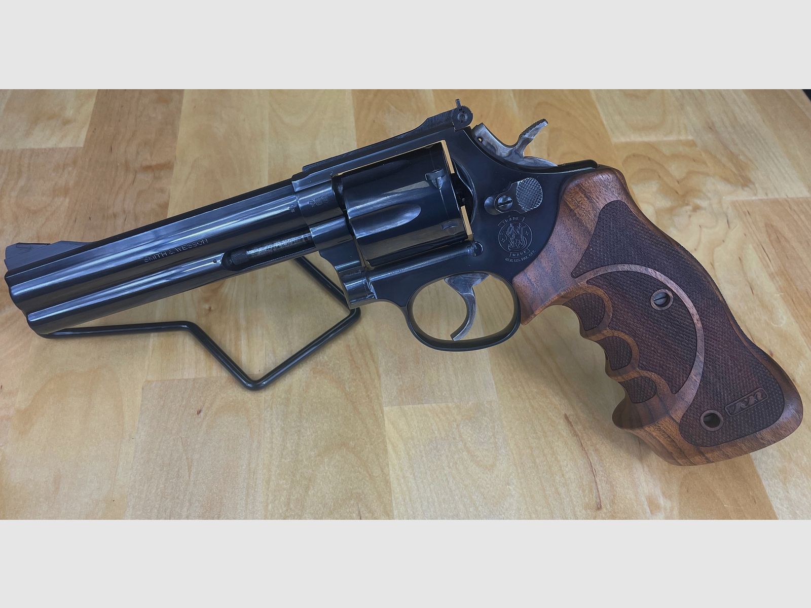 Revolver Smith&Wesson 586-1 6 Zoll Kaliber .357 Magnum