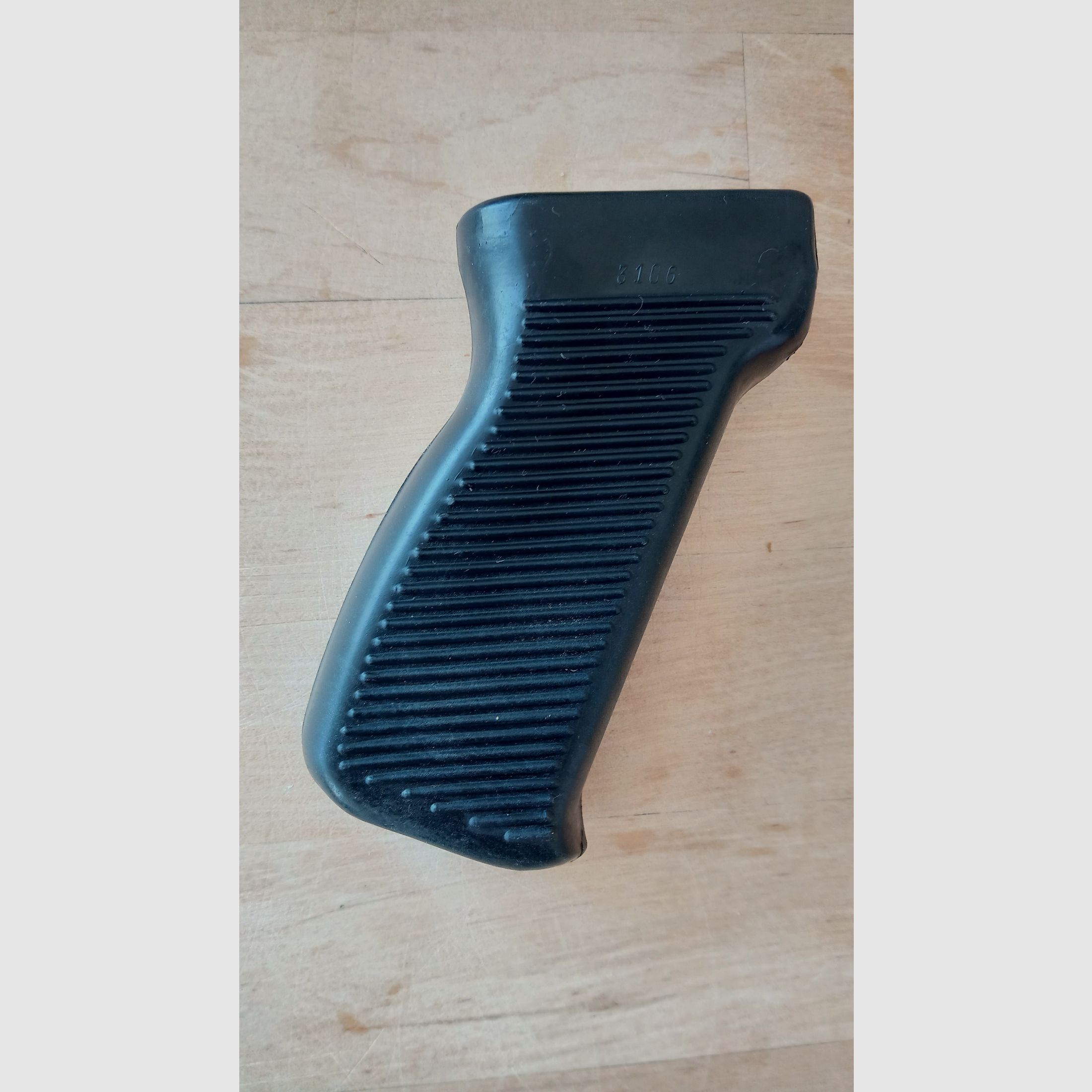 Oryginalny chwyt pistoletowy Zastava M70 // Yugo AK / AK47 / chwyt polimerowy