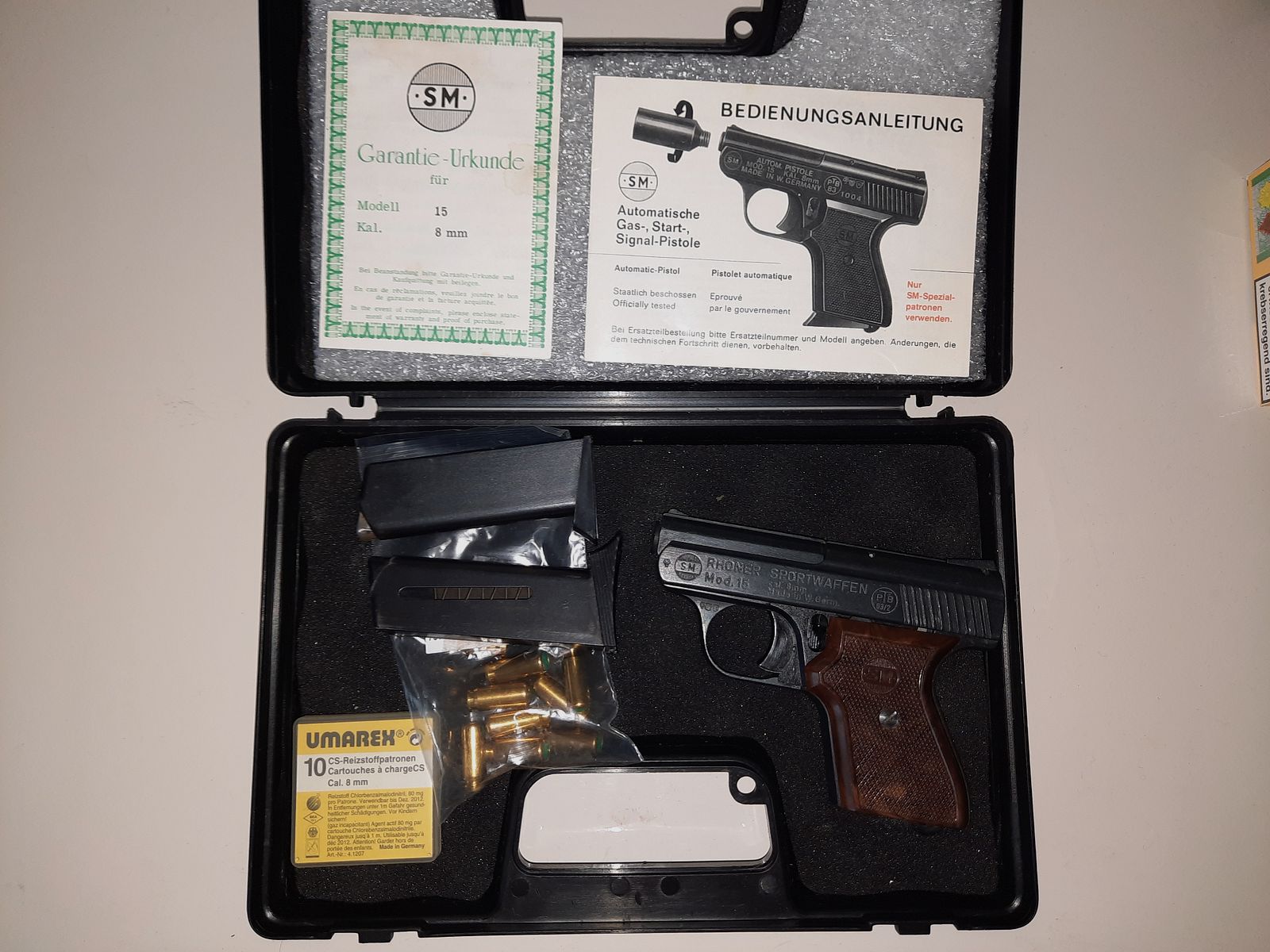 Rhöner Sportwaffen GMBH 8mm SM Mod 15 mit 7er Magazin Schreckschuss Pistole