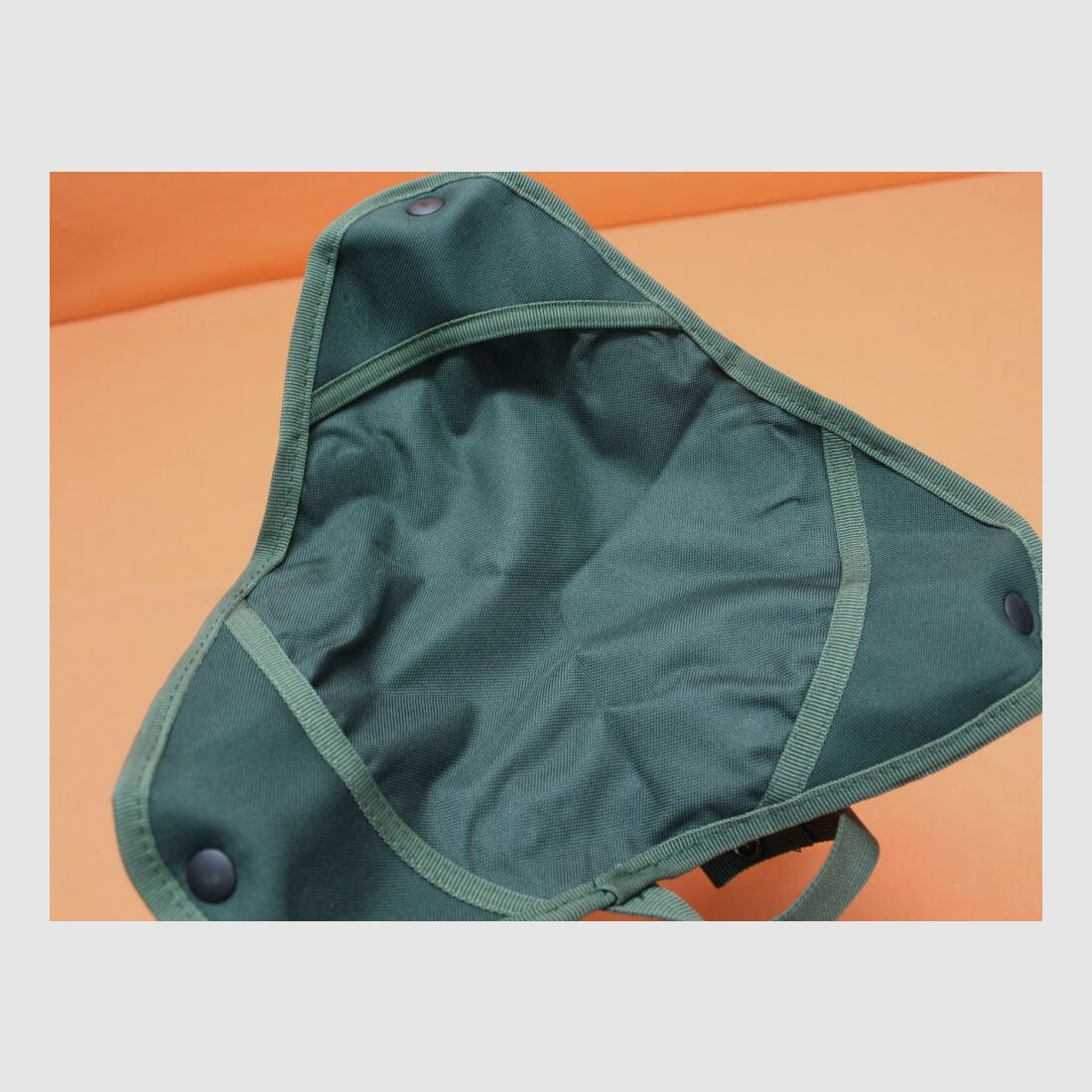 Walkstool Walkstool Basic: Dreibein-Sitzstuhl 60cm mit Teleskopbeinen zum platzsparenden transportieren