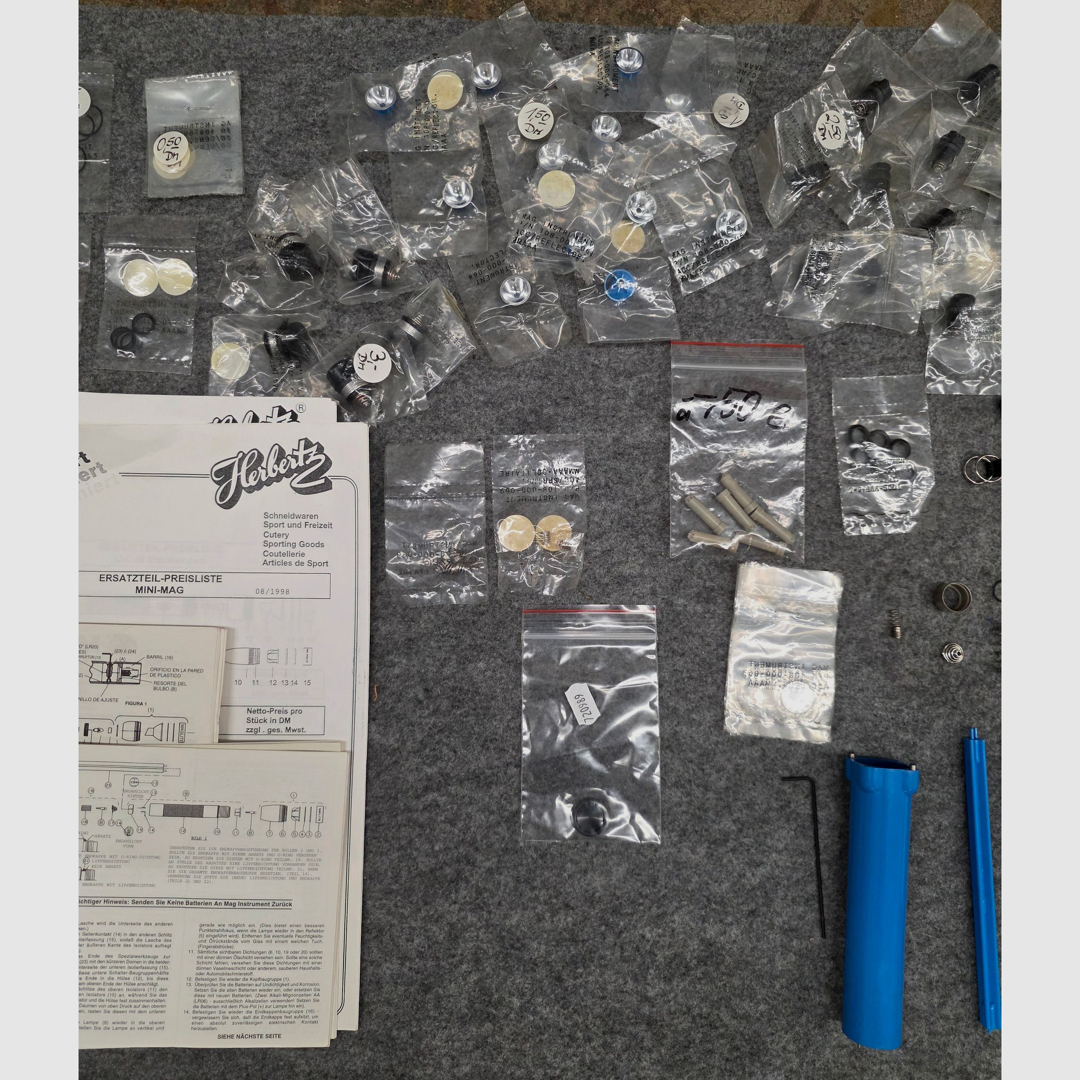 Sehr großes Konvolut Maglite Lampen Ersatzteile alles neu Mini C Zell D Zell