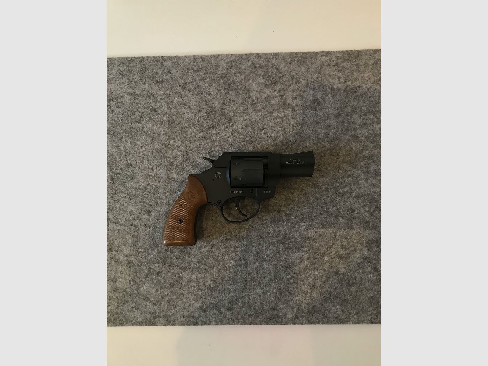 Röhm  RG89 9mm R.K.    Gazowy rewolwer