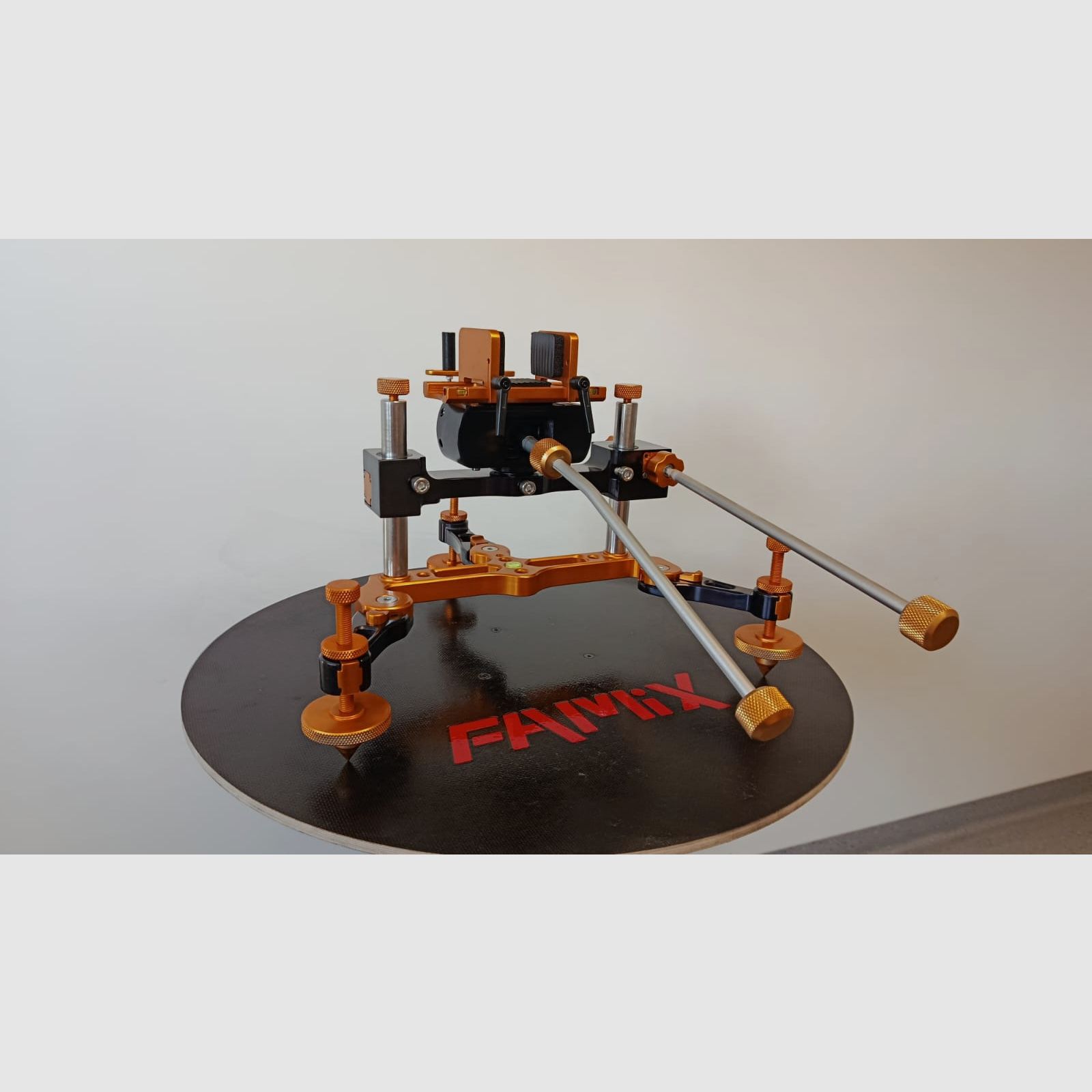 REST TRIPOD die neuesten Modelle FAMIX KJ 3 / FAMIX KJ 4 STAND FÜR GEWEHRE STATIV