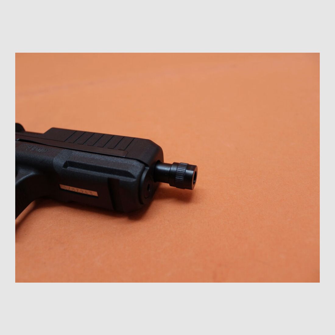Glock Ha.Pistole .22lr Glock 44 Gen5 118mm Lauf/ Mündungsgewinde M9x0,75/ Reservemagazin (.22L.R./ .22lfb)