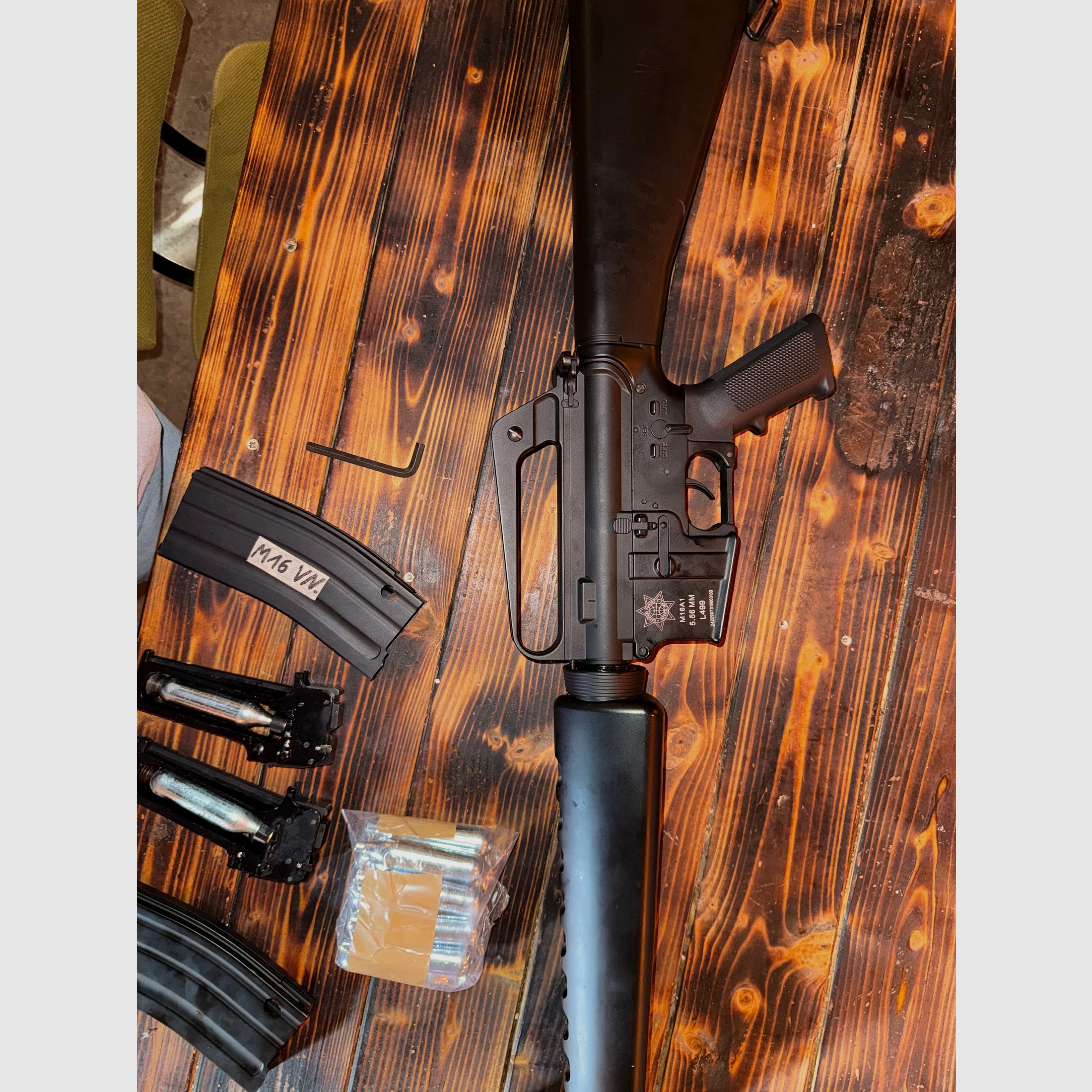 DEFENSE FORCES M16A1 VN Vietnam – CO₂-Gewehr 4,5 mm BB (Vollmetall)