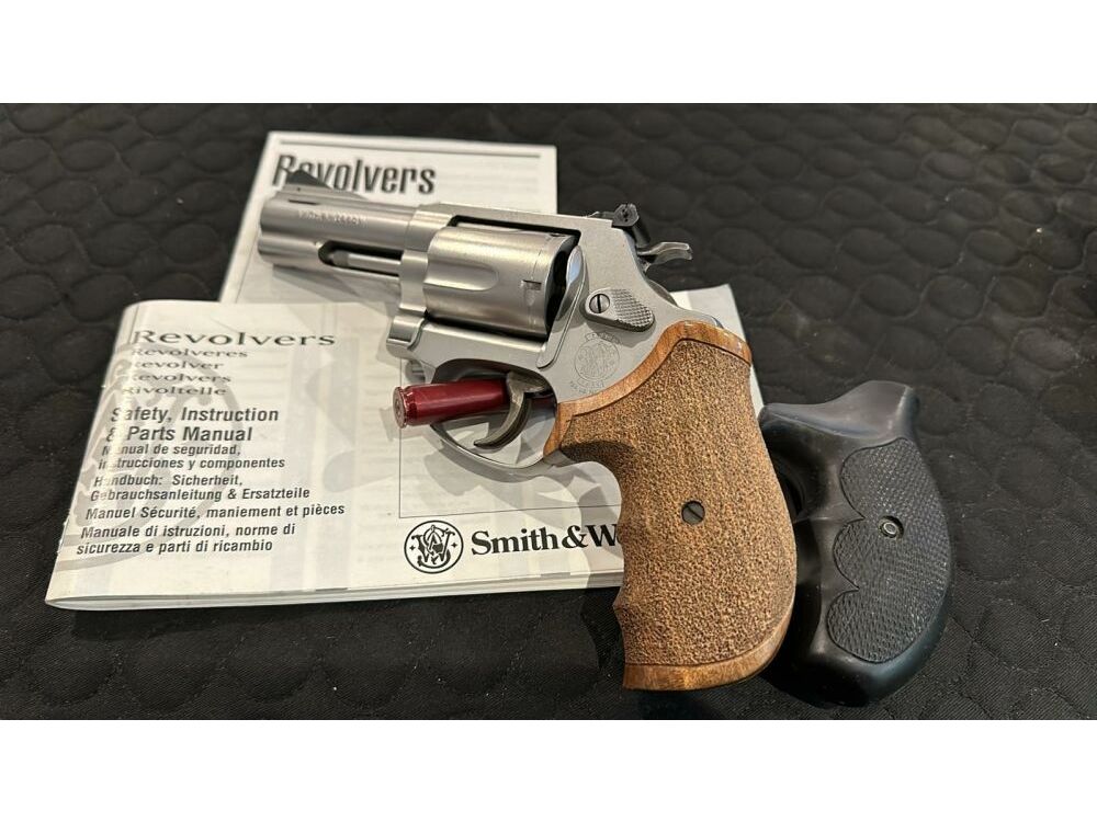 Smith & Wesson	 M-60 Small Hunter