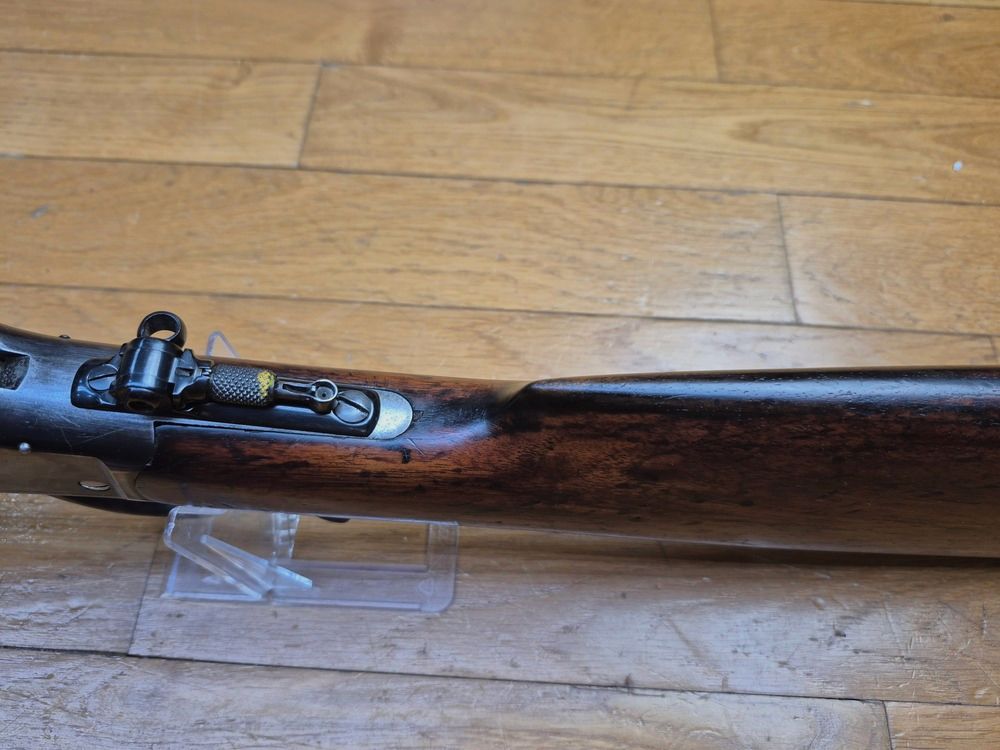 Excepcional carabina Winchester modelo 1885 – Cal. 45-90 – 1er patente de Browning! – Especial para bisontes y TLD! – Arma de 1899 – Muy raro modelo High Wall Receiver Redondo – Muy hermosa madera de nogal americano – Caja bronceada original TBE – Mecánica perfecta – Cañón pesado Espejo – Buenas marcas – Alza Buck Horn forjada y diopter Marble – TBE+, imagen 21 de 41