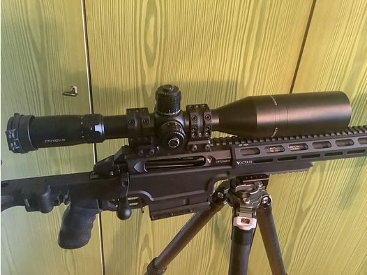 Zielfernrohr Delta Optical Stryker HD 4,5-30x56 DLR-1 + SPUHR SP-4602 + Tenebraex Cover