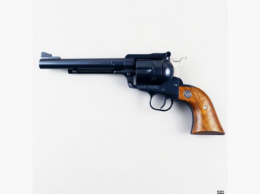 Revolver Ruger mod. New Model Blackhawk cal. 357 mag. matr. 33-90825
