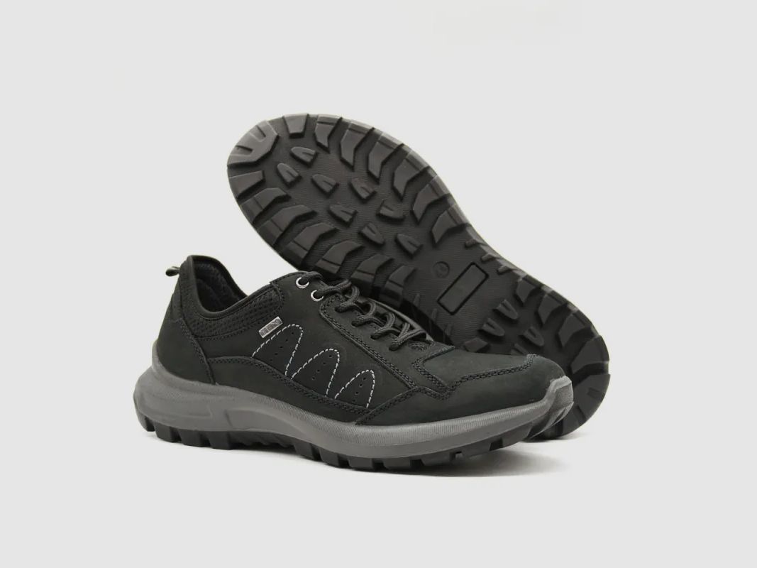 Schwarze Dick Halbschuhe aus weichem, wasserdichtem Leder, Bild 13 von 15