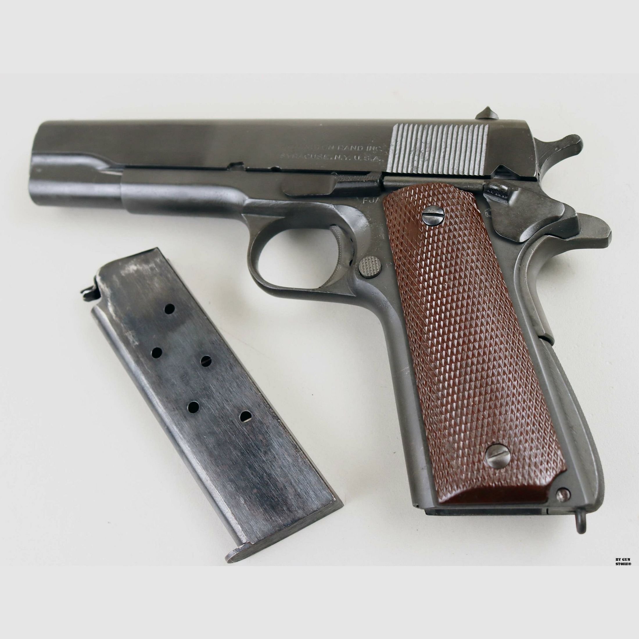 Pistola Remington Rand Inc. mod. 1911A1 cal. 45 Acp matr. 941781, immagine 11 di 17