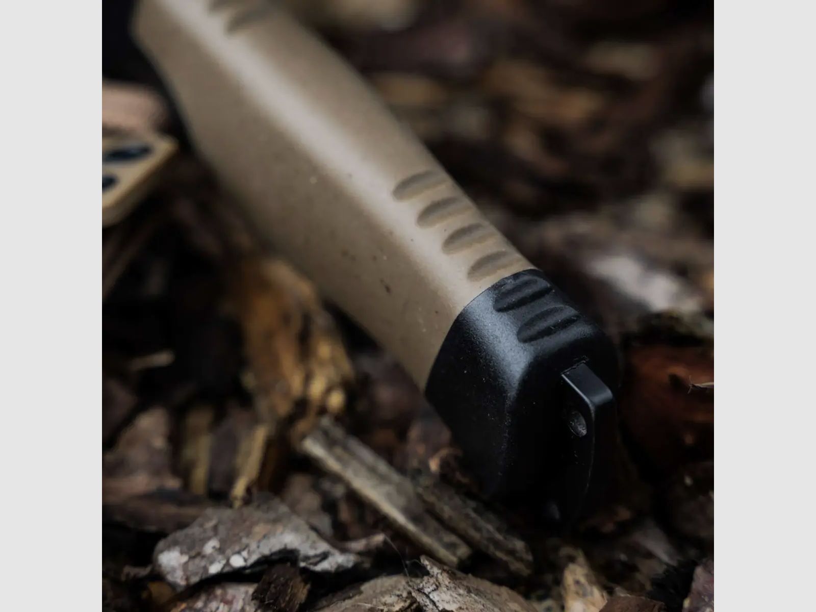 Böker Plus Nóż Outdoor Desertman