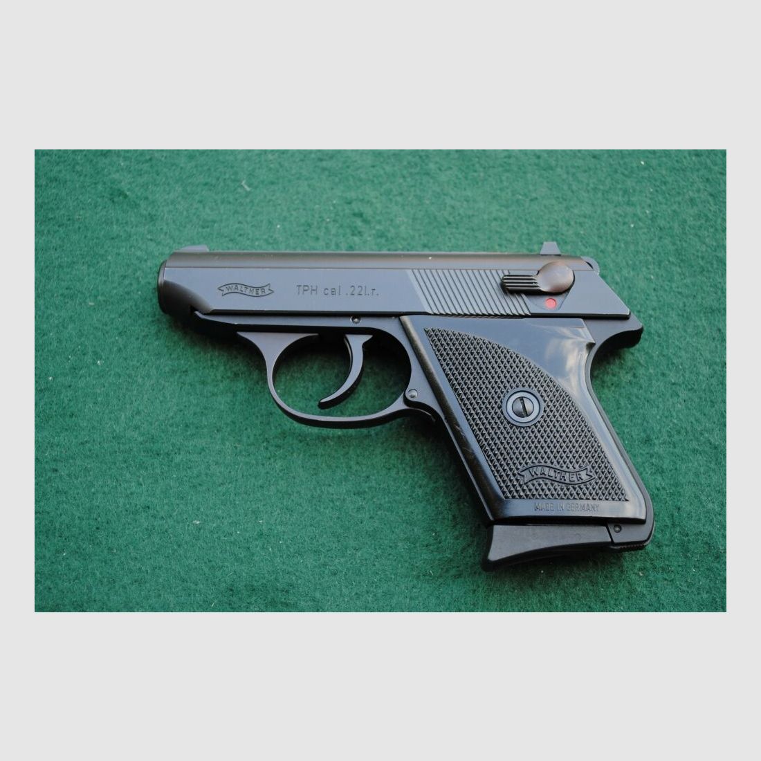 Walther Mod. TPH, twee originele magazines met schoen