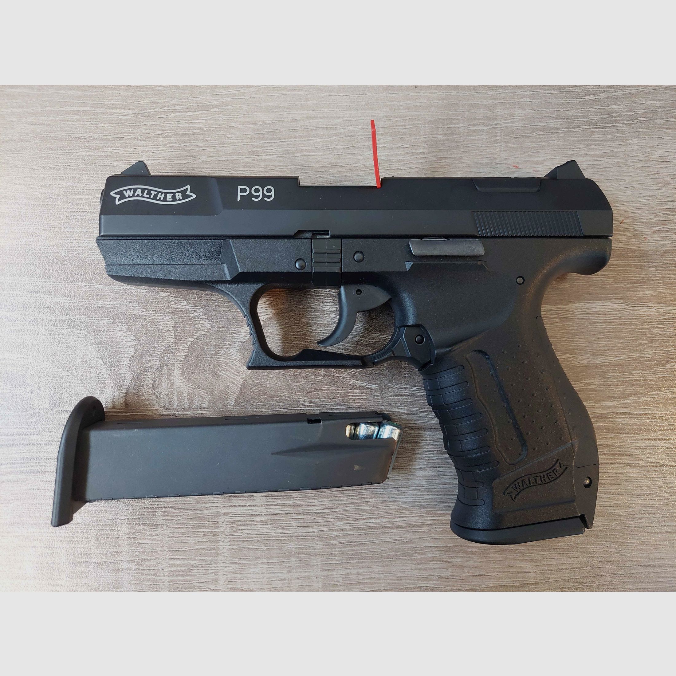 Walther P99 | 9 mm P.A.K. (+ Extra Magazin)