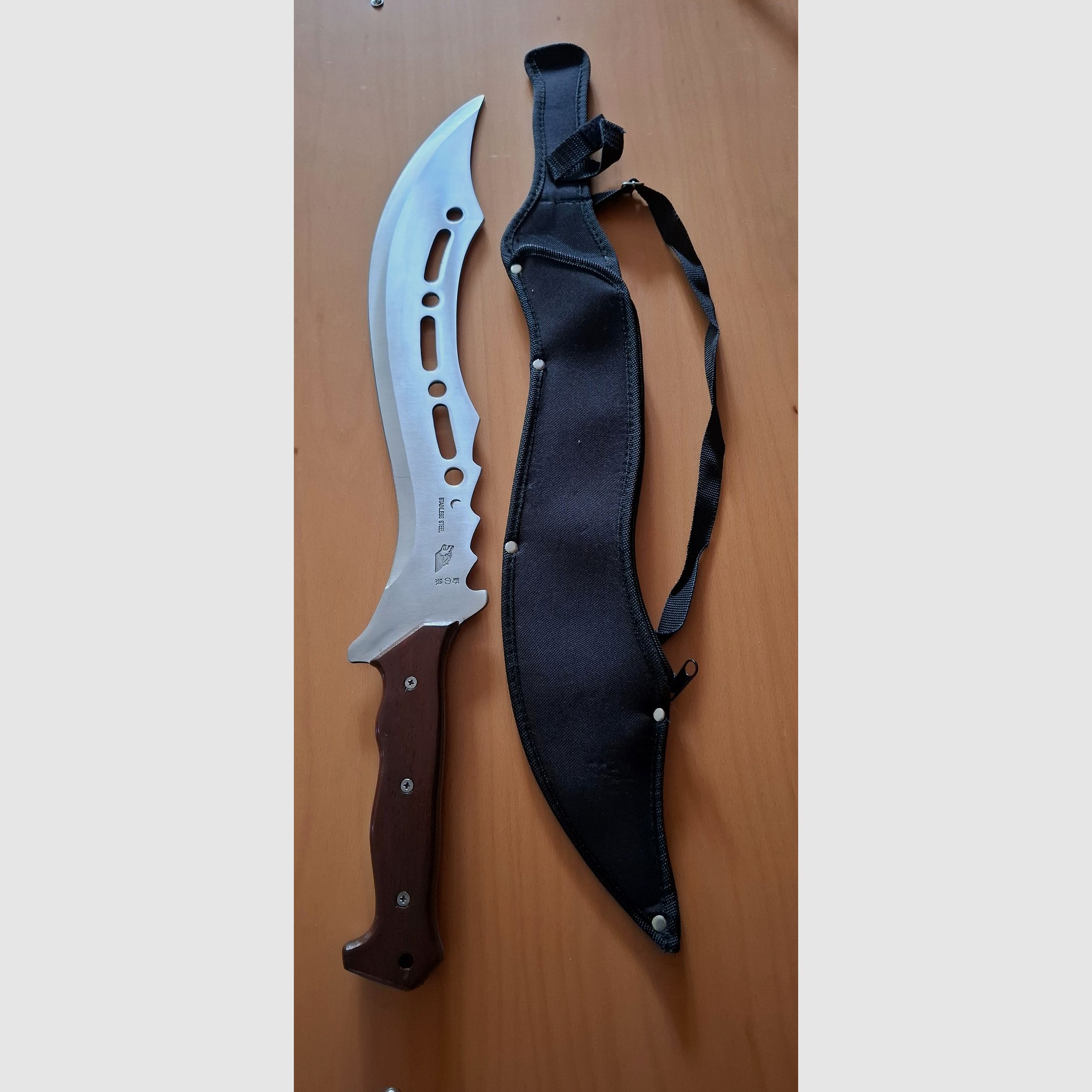 Verkaufe aus Sammlung. Hackmesser-Buschmesser XXL Neuwertig.